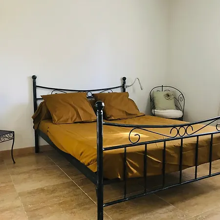 Rez De Chaussez De 4 Personnes