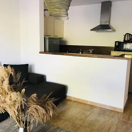 Apartament Rez De Chaussez De 4 Personnes *