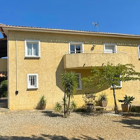 Rez De Chaussez De 4 Personnes